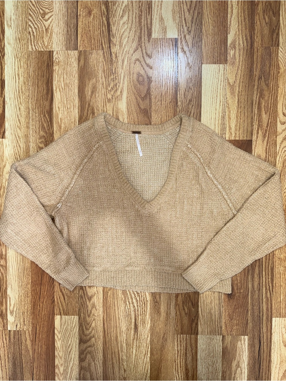 Free People Camel Tan Cropped Sweater Deep V-Neck Raglan Sleeve Size XS